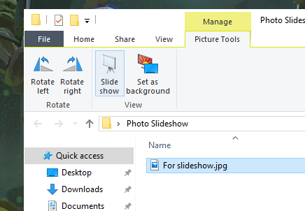 Cómo reproducir una presentación de fotos en Windows 10 3