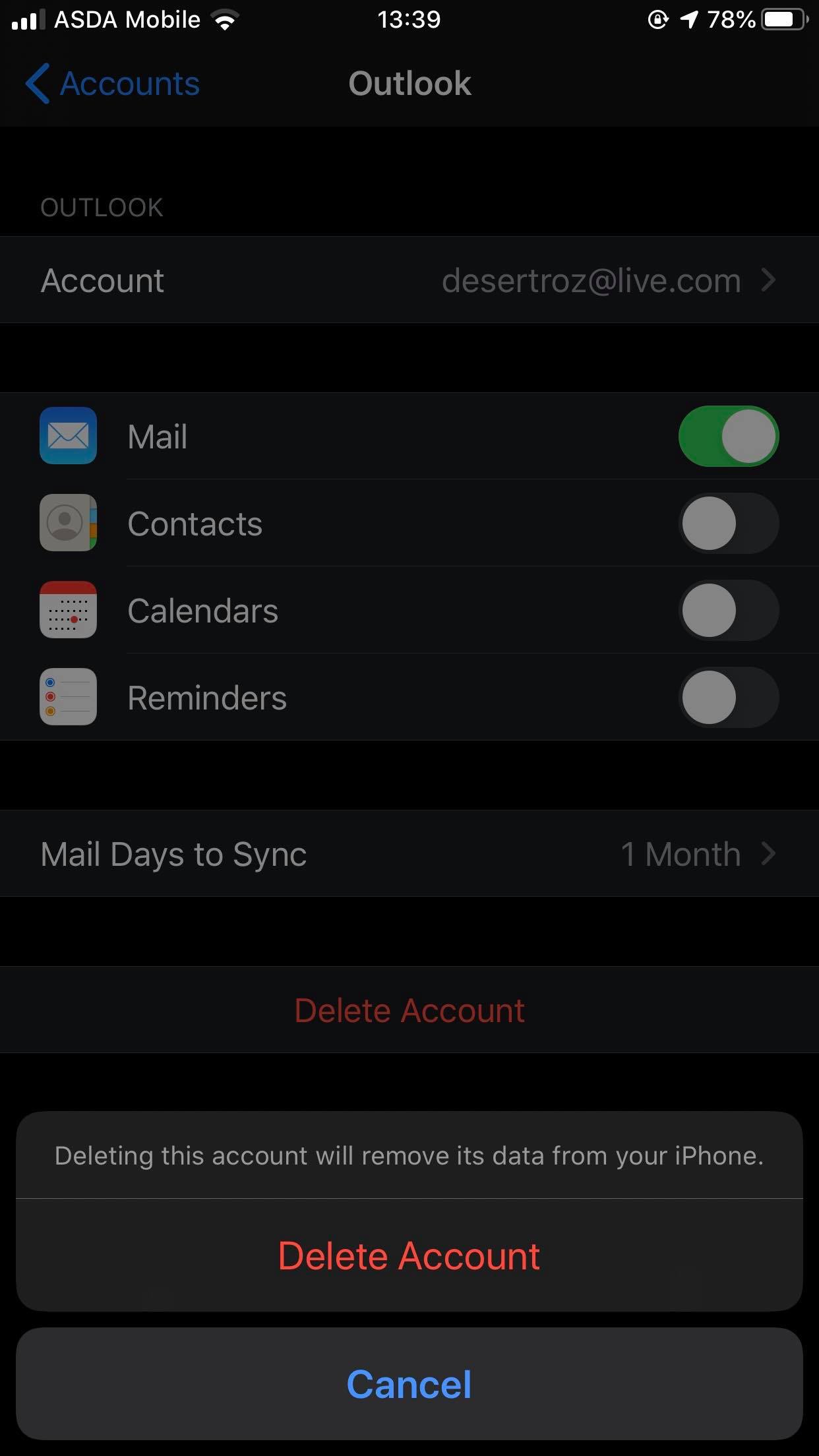 Cómo cambiar la dirección de correo electrónico en el iPhone 4
