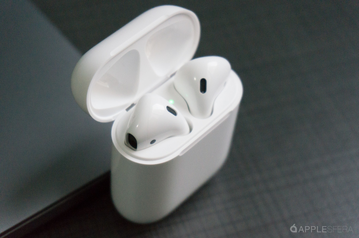 Qué hacer si un AirPod se drena más rápido 2